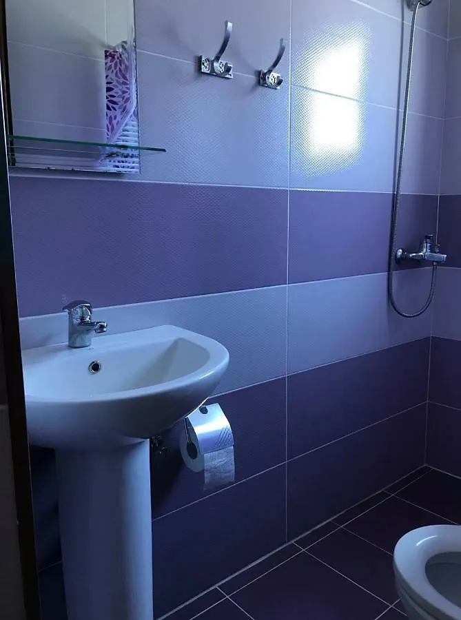 Villa Lefter Sarandë 3*,